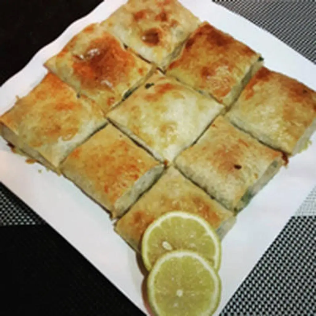 Salty Mutabbaq with Chicken